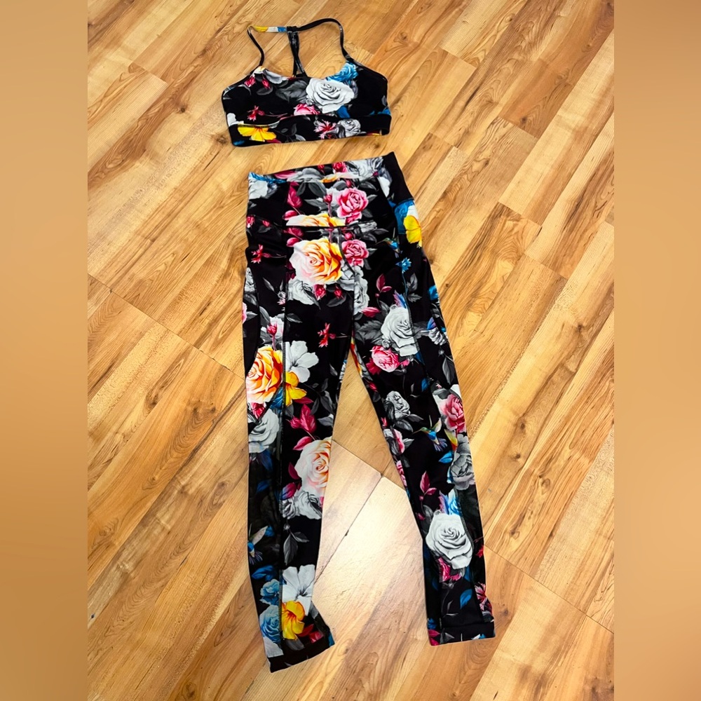 Beautiful Zyia workout top and pant